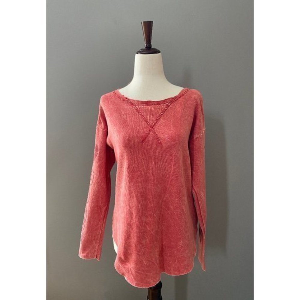 Vintage Havana Rock Pullover Long Sleeve Shirt